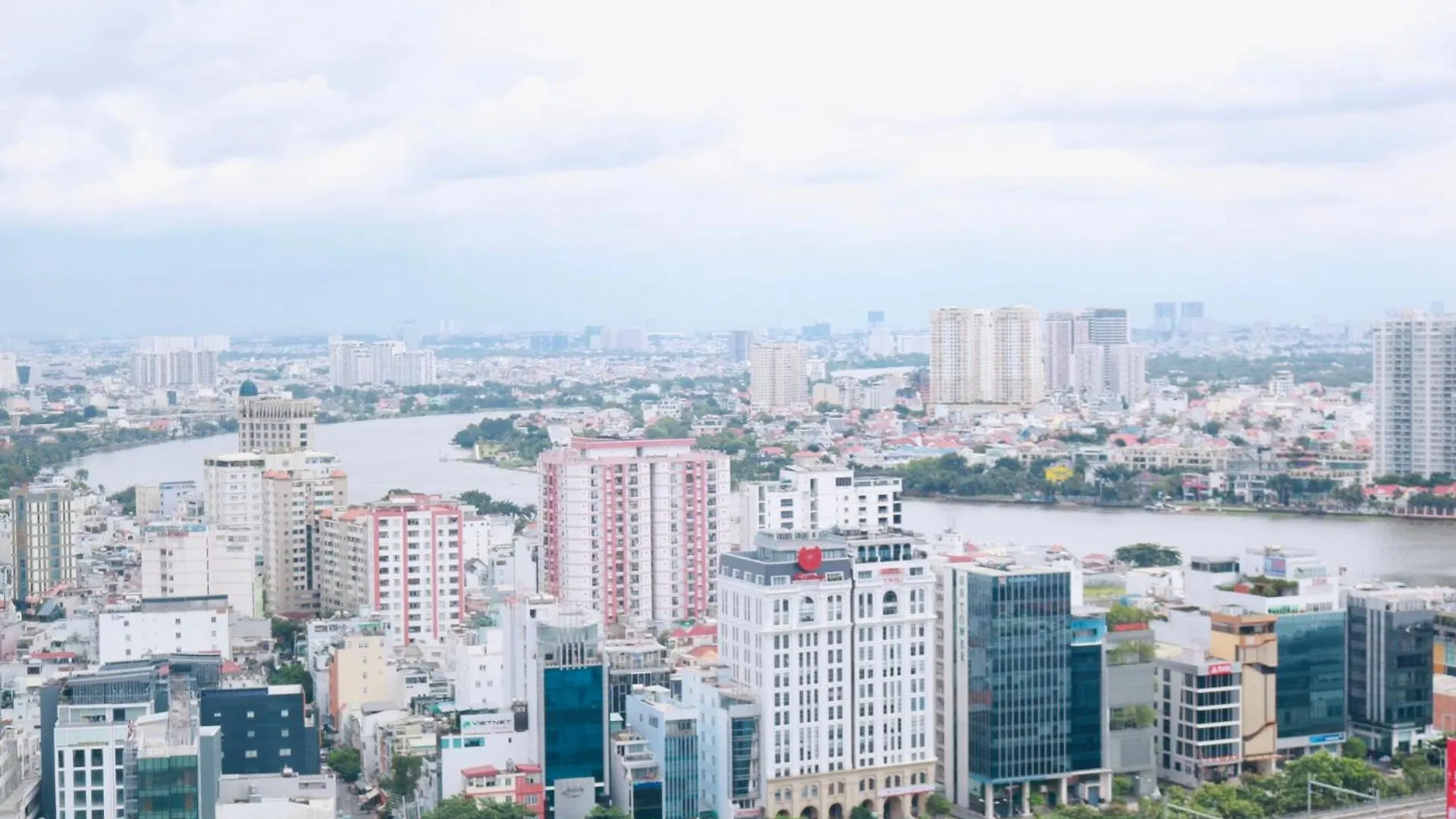 Vinhomes Central Park Athena Apartment- Can Ho Dich Vu Cho Thue Ho Chi Minh City