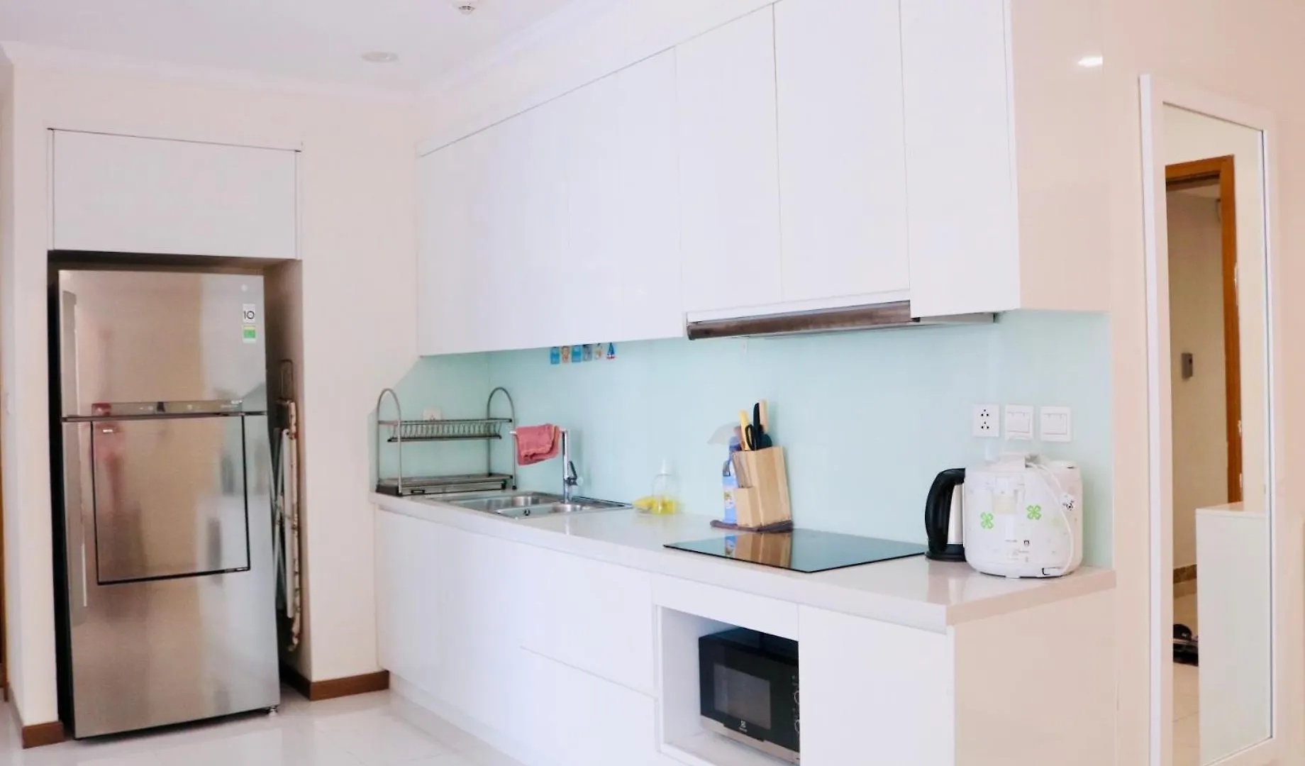 Vinhomes Central Park Athena Apartment- Can Ho Dich Vu Cho Thue Ho Chi Minh City Apartment