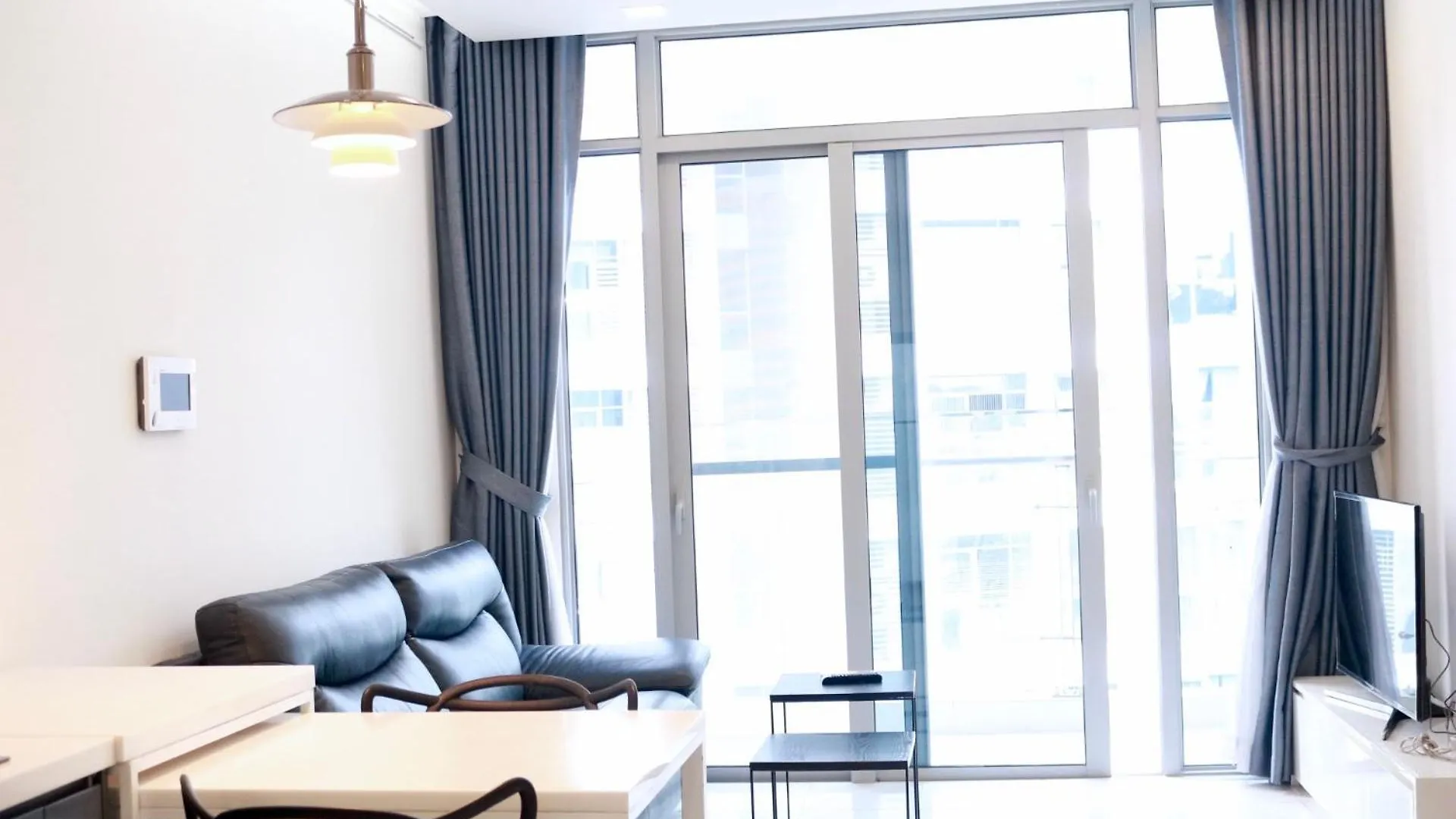 Vinhomes Central Park Athena Apartment- Can Ho Dich Vu Cho Thue Ho Chi Minh City 0*,