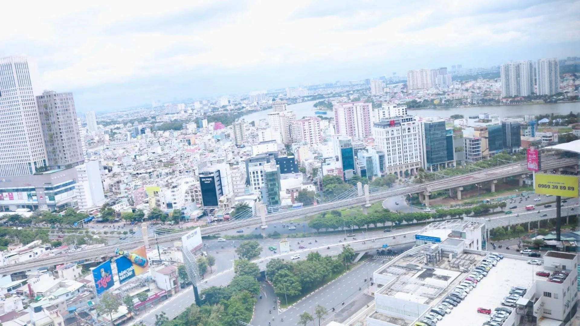 Vinhomes Central Park Athena Apartment- Can Ho Dich Vu Cho Thue Ho Chi Minh City 0*,