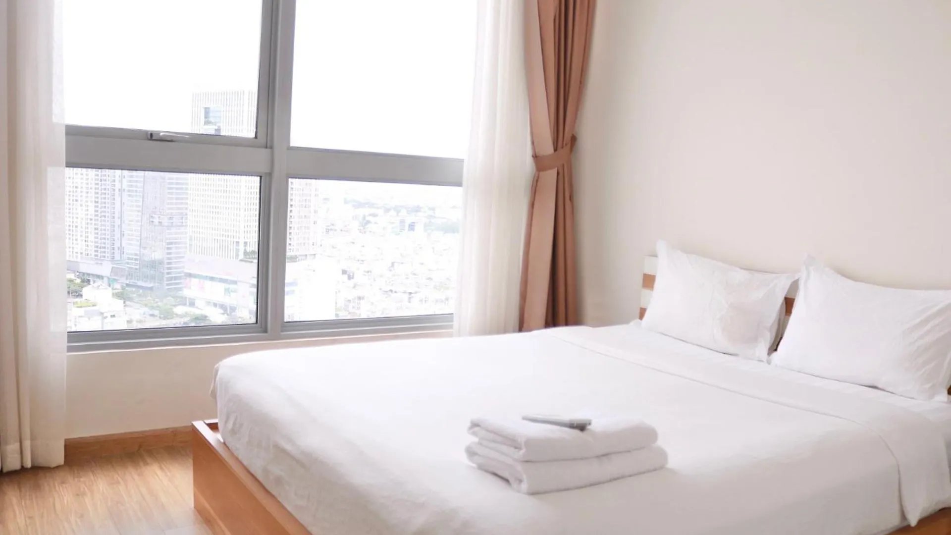Vinhomes Central Park Athena Apartment- Can Ho Dich Vu Cho Thue Ho Chi Minh City Apartment
