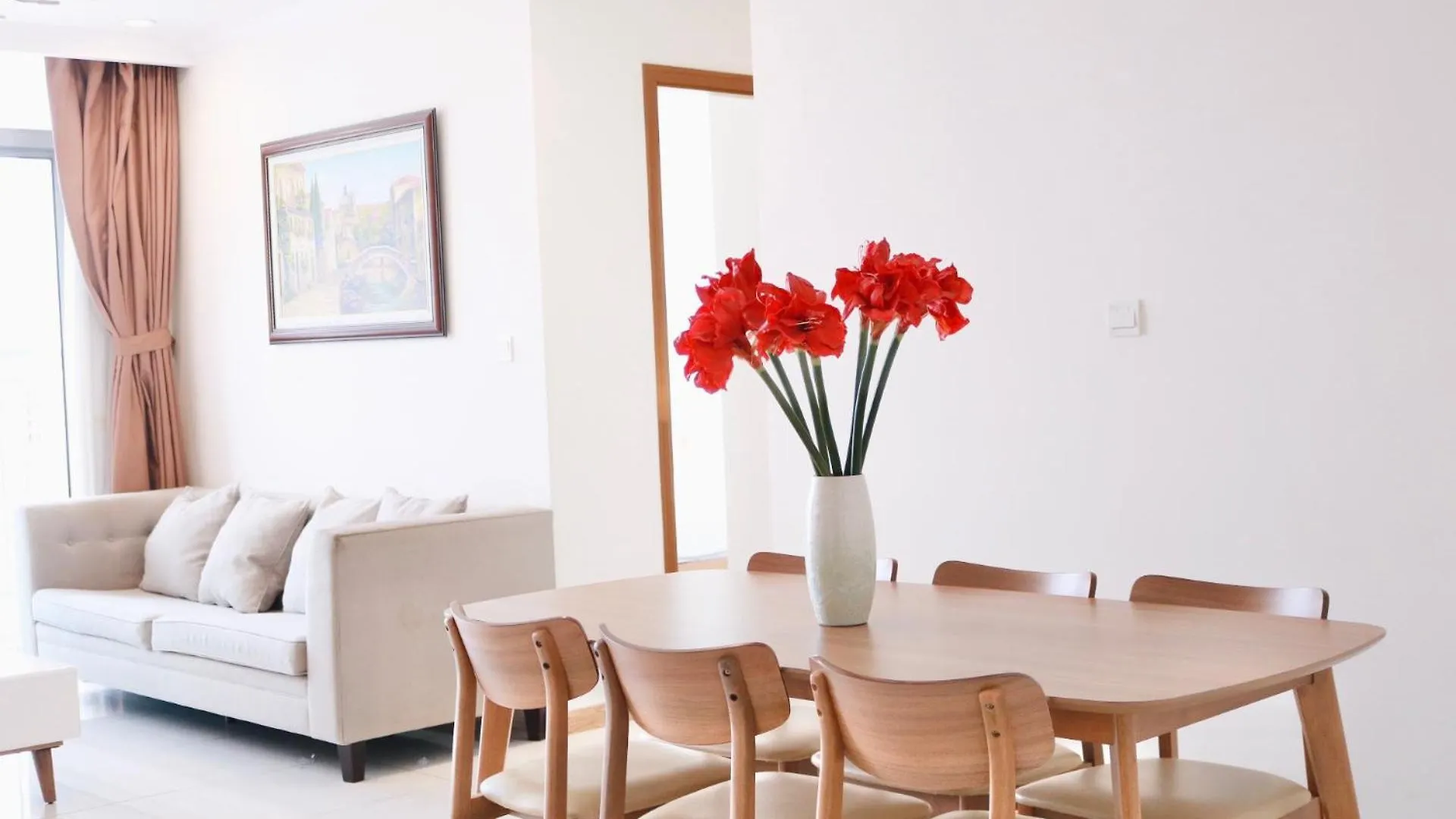 Vinhomes Central Park Athena Apartment- Can Ho Dich Vu Cho Thue Ho Chi Minh City Apartment