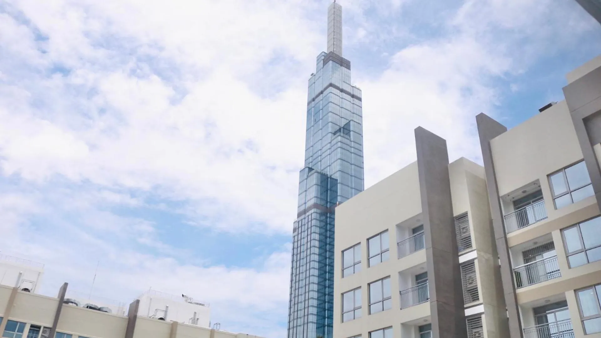 Vinhomes Central Park Athena Apartment- Can Ho Dich Vu Cho Thue Ho Chi Minh City Vietnam